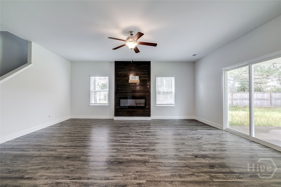 55 Saddlebrush Road Ellabell, GA 31308 - Photo 4 of 50 Currently vacant - Great room.