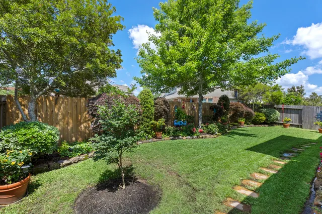 $385,000 | 24119 Blue Crest Drive, Porter, TX 77365