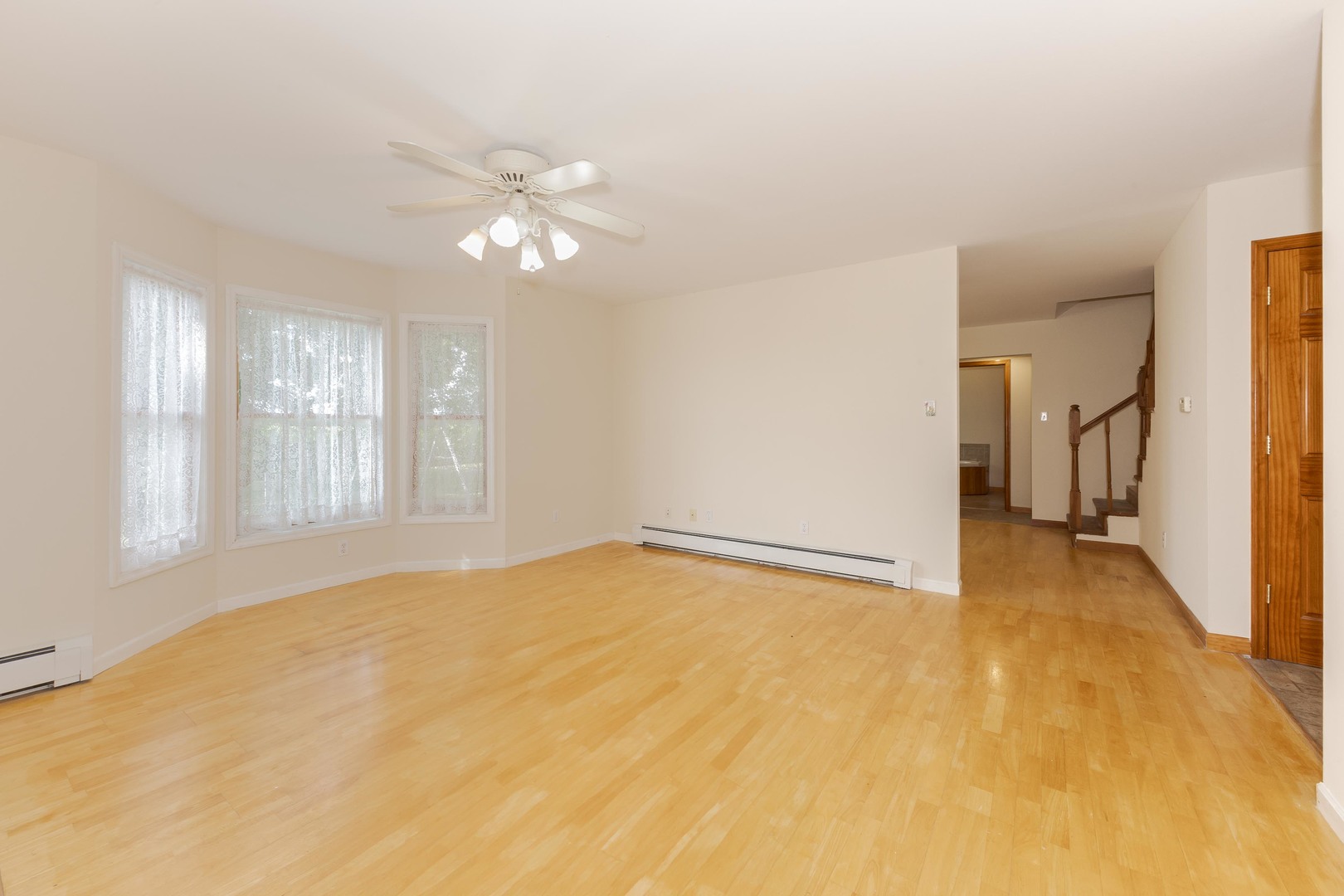 22998 East 2800 N Road Odell, IL 60460 - Photo 12 of 46 a view of an empty room with a window
