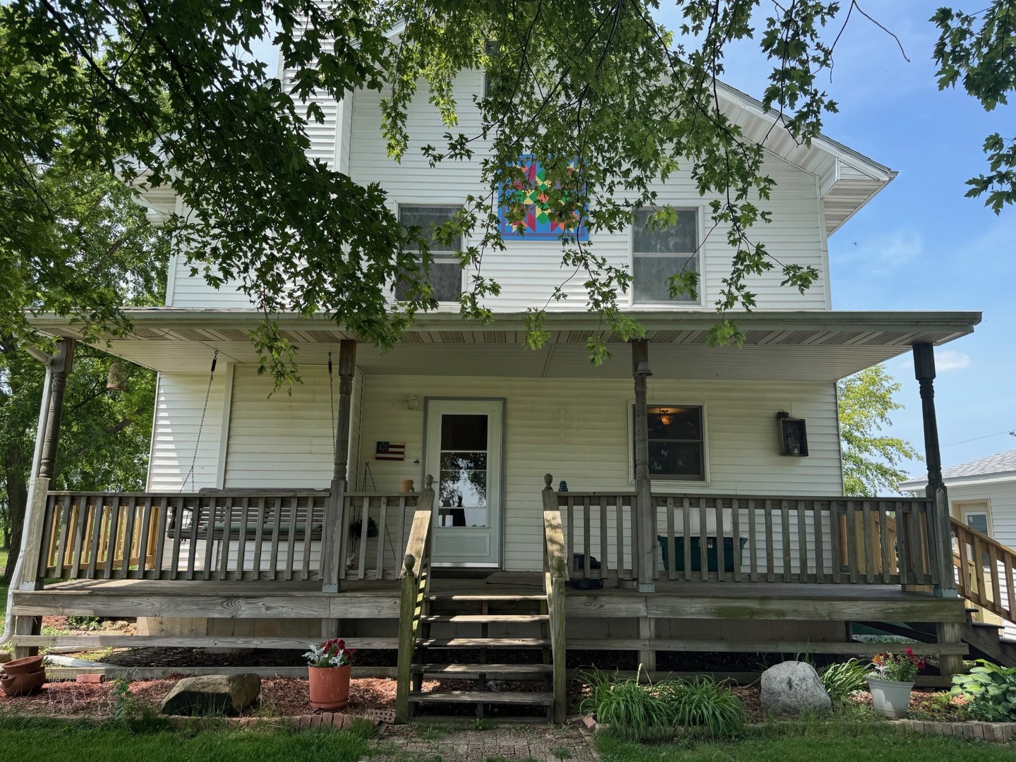 22998 East 2800 N Road Odell, IL 60460 - Photo 3 of 46 front view of a house with a deck