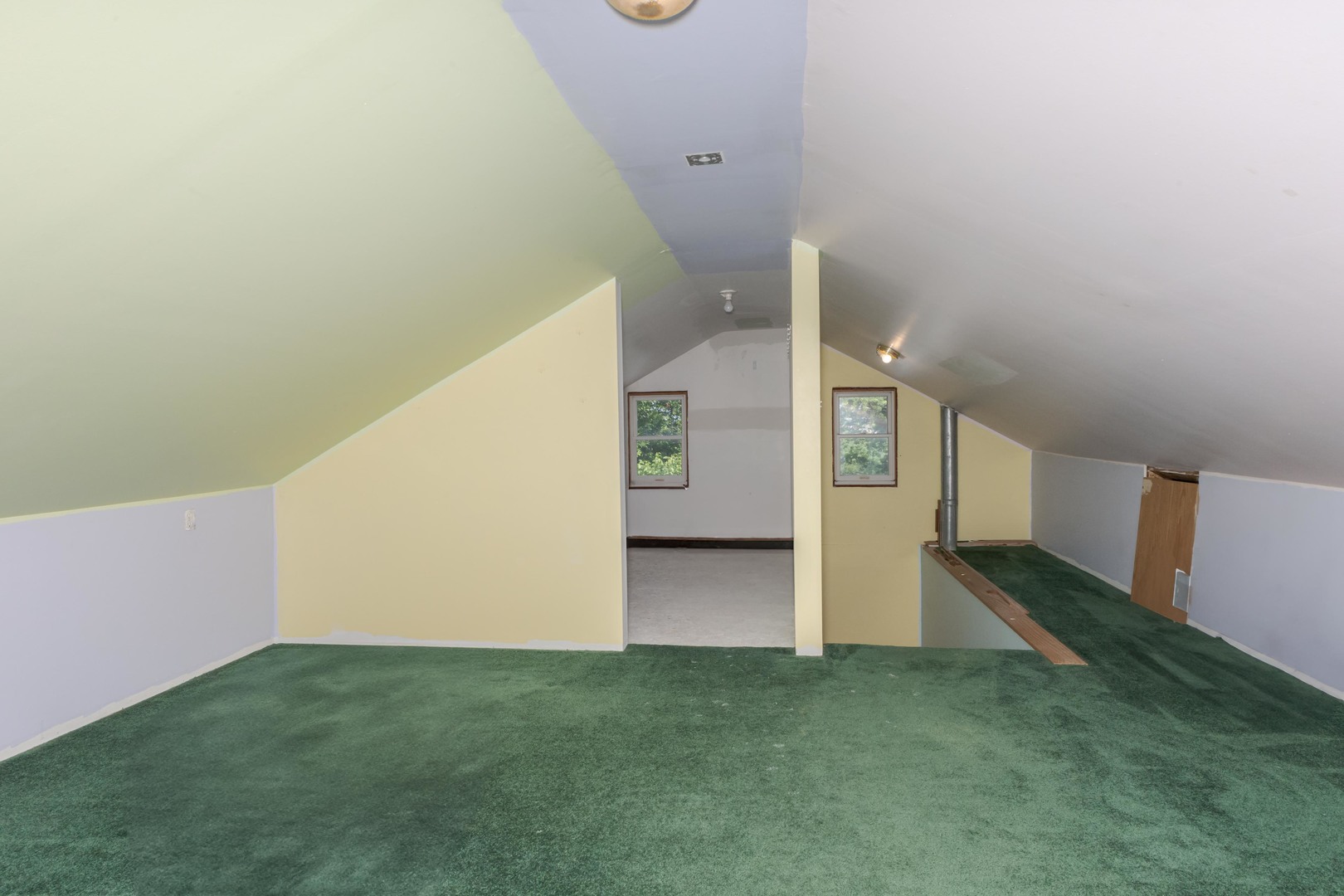 22998 East 2800 N Road Odell, IL 60460 - Photo 35 of 46 a view of an entryway