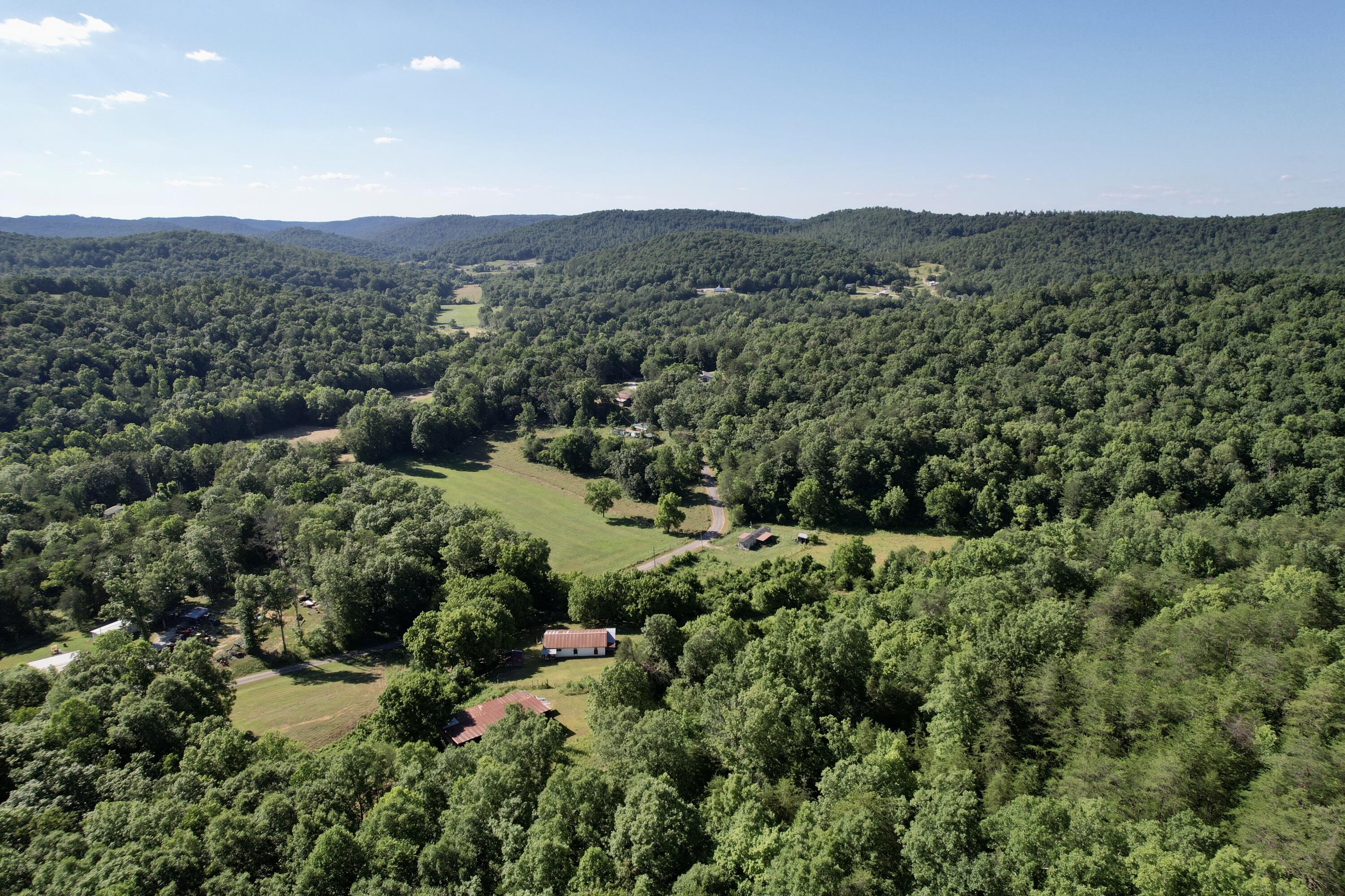 357 Sizemore Road Monticello, KY 42633 - Photo 16 of 50 Aerial