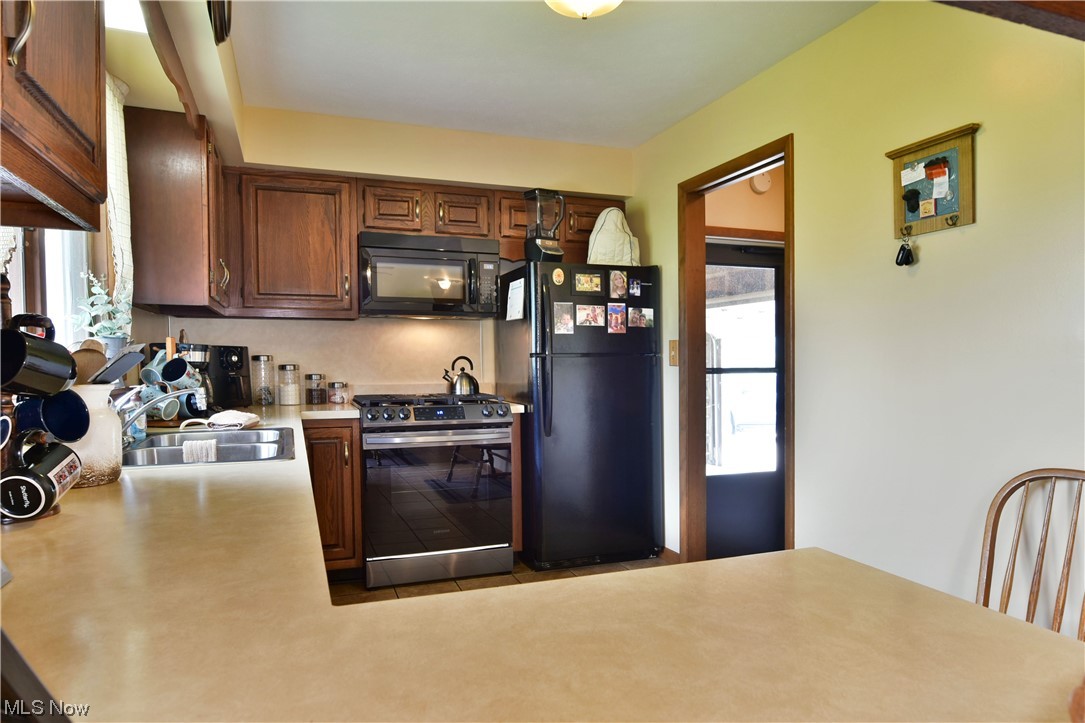 739 Johnson Plank Road Warren, OH 44481 - Photo 12 of 35 Gallery Image 12