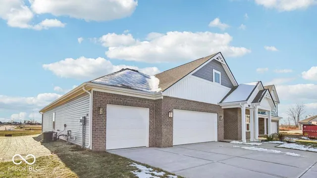 $399,900 | 1099 Winterfield Boulevard, Franklin, IN 46131