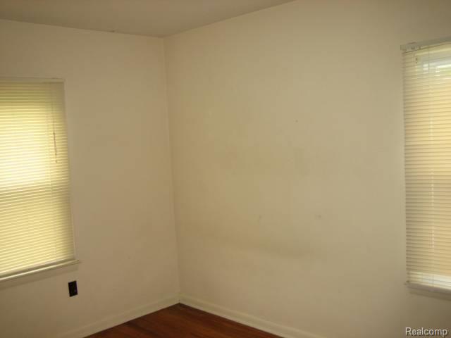4535 Klam Road Columbiaville, MI 48421 - Photo 17 of 22 2nd Home Bed 1