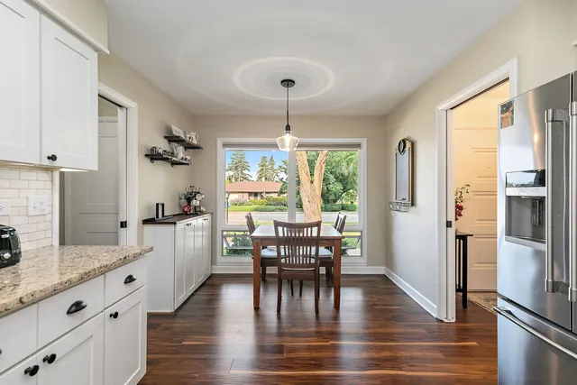 $414,900 | 587 North Clifton Avenue, Elgin, IL 60123