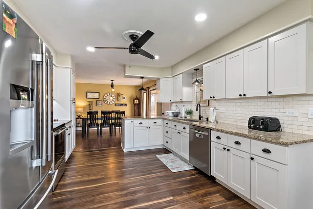 $414,900 | 587 North Clifton Avenue, Elgin, IL 60123