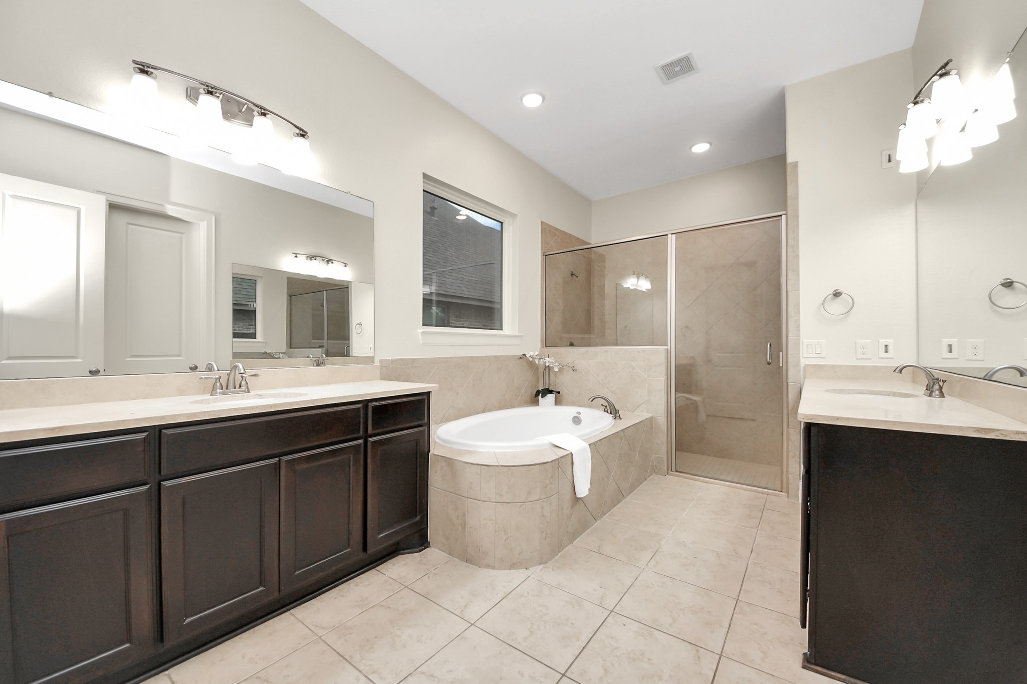 9814 Carver Drive Rosharon, TX 77583 - Photo 12 of 34