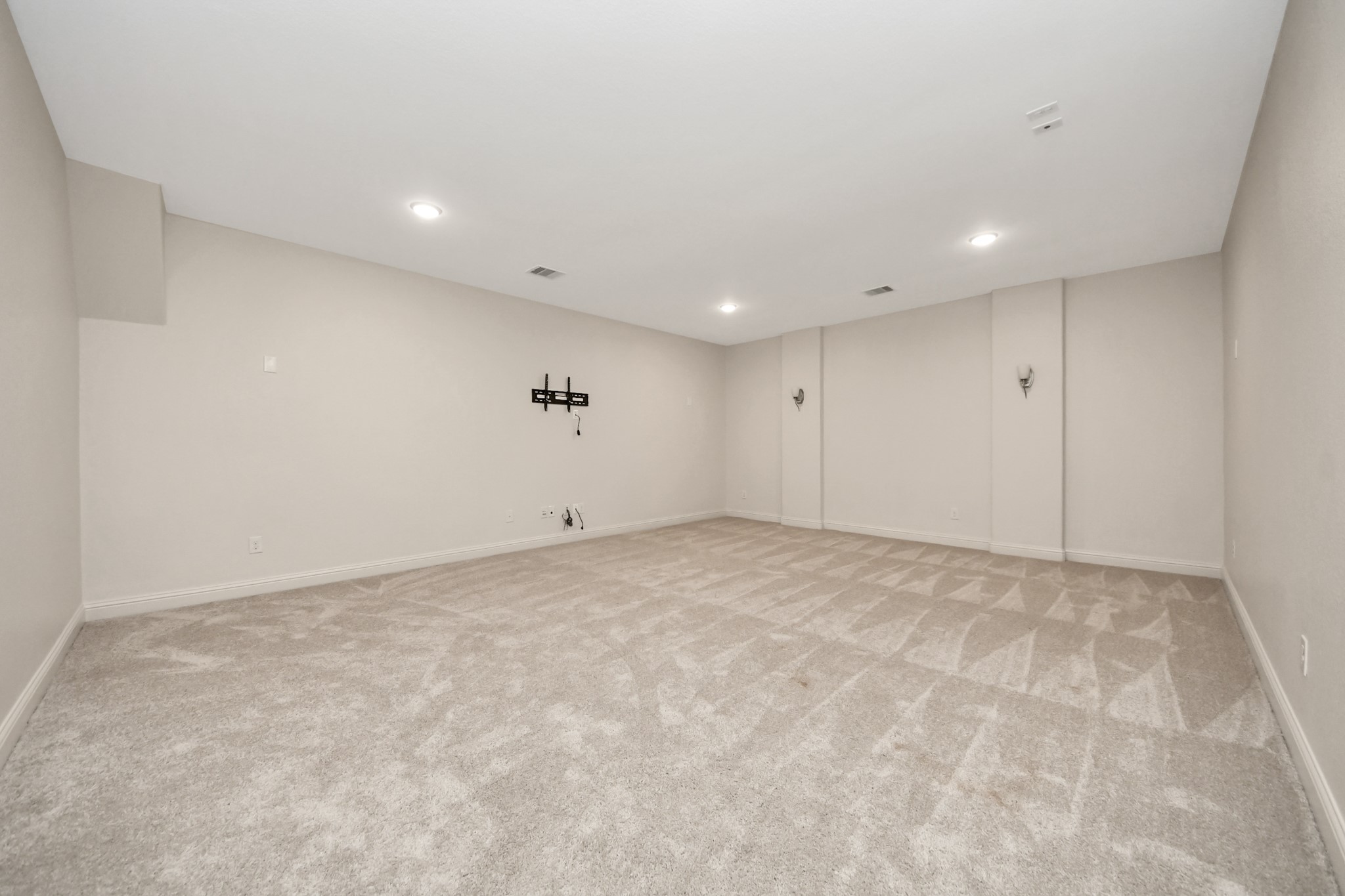 9814 Carver Drive Rosharon, TX 77583 - Photo 21 of 34 Media room