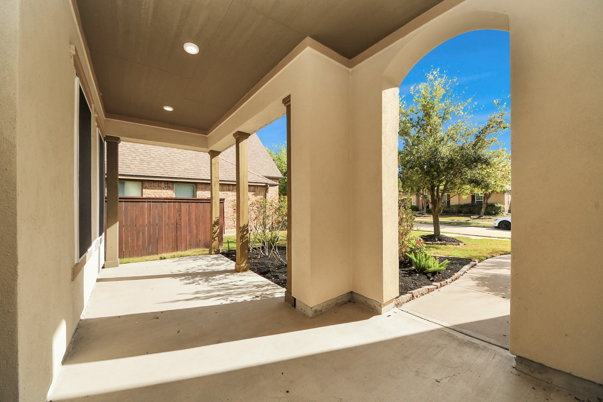 9814 Carver Drive Rosharon, TX 77583 - Photo 3 of 34