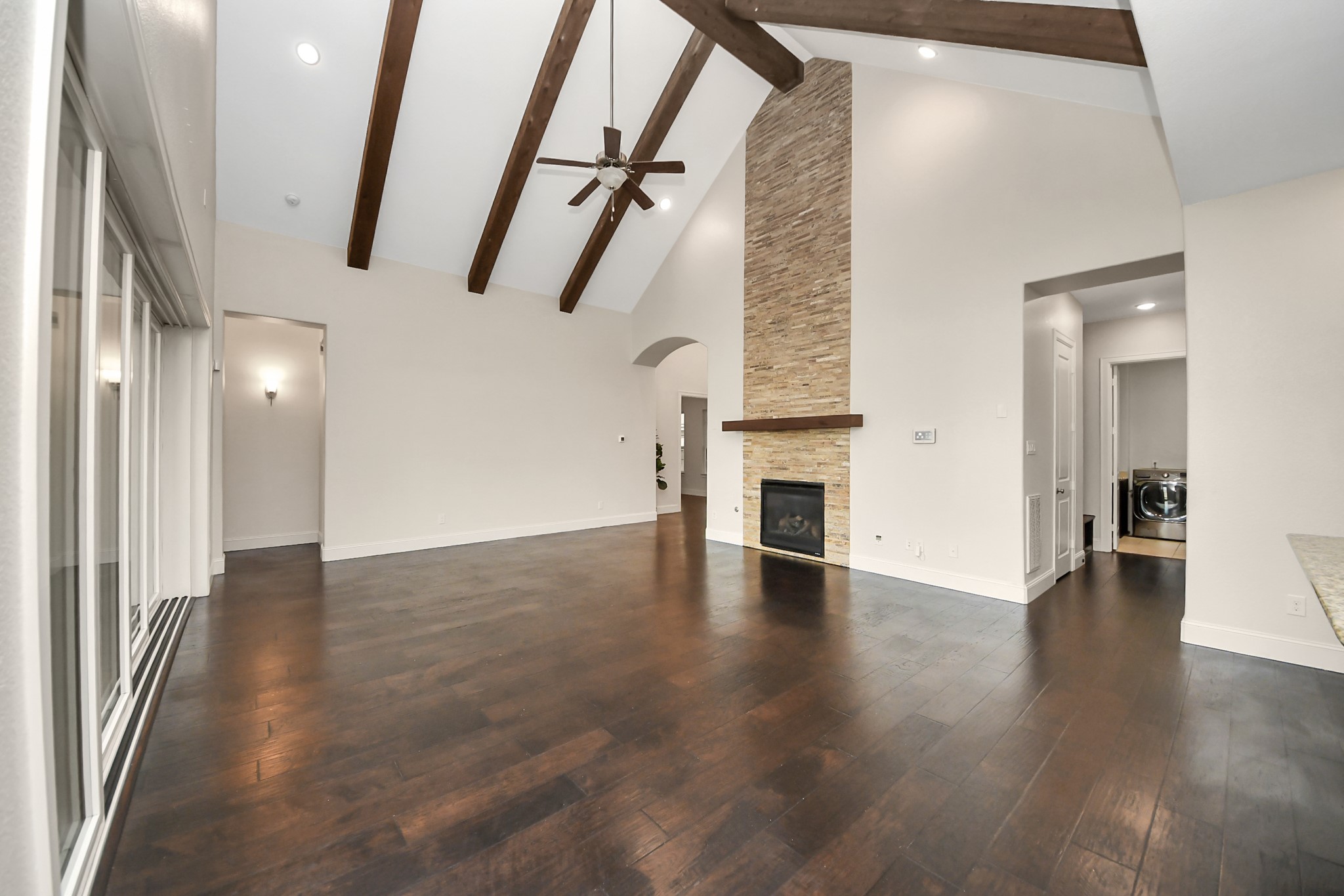 9814 Carver Drive Rosharon, TX 77583 - Photo 6 of 34