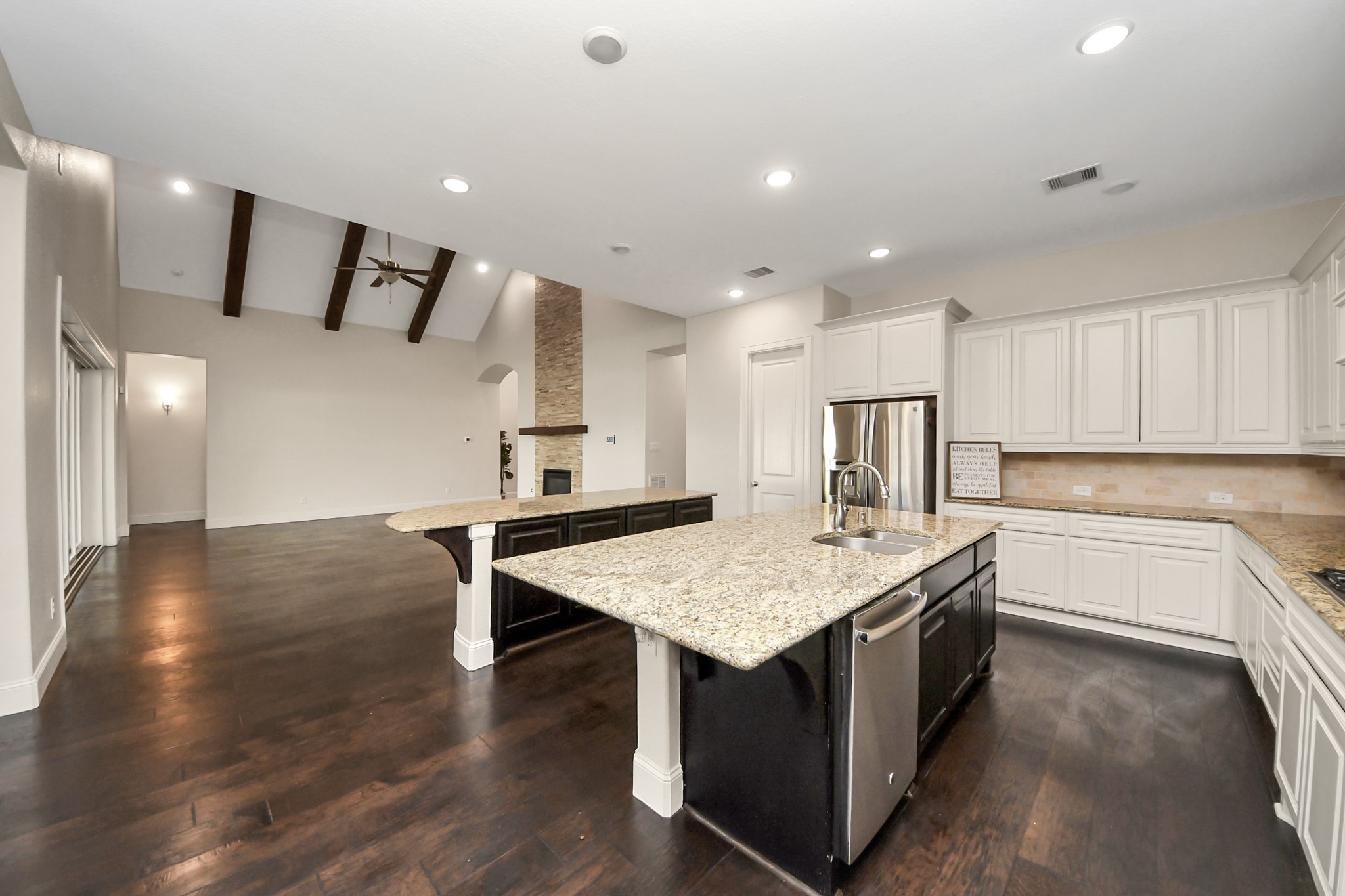 9814 Carver Drive Rosharon, TX 77583 - Photo 7 of 34