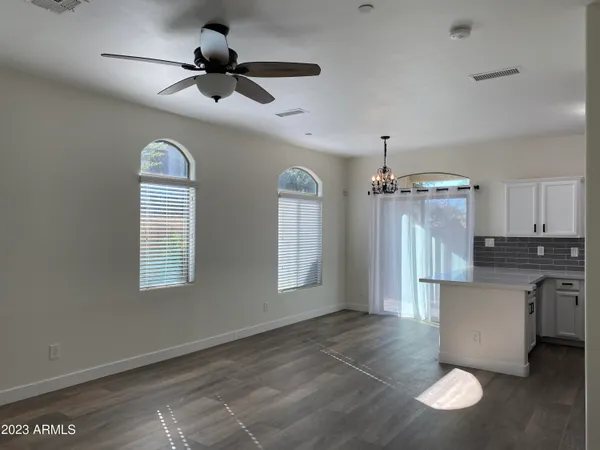 $2,195 | 2725 East Mine Creek Road, Unit 1125, Phoenix, AZ 85024