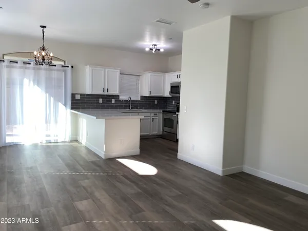 $2,195 | 2725 East Mine Creek Road, Unit 1125, Phoenix, AZ 85024