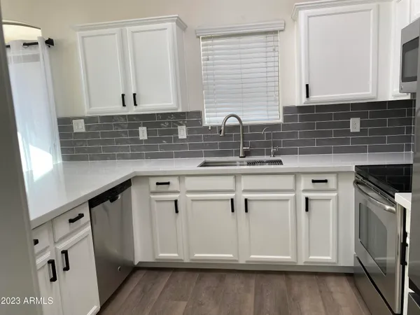 $2,195 | 2725 East Mine Creek Road, Unit 1125, Phoenix, AZ 85024