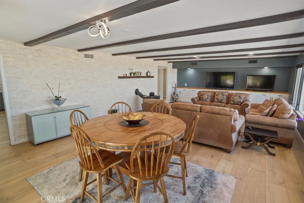 27811 Jubilee Run Road Pearblossom, CA 93553 - Photo 10 of 27 a view of a dining room with furniture