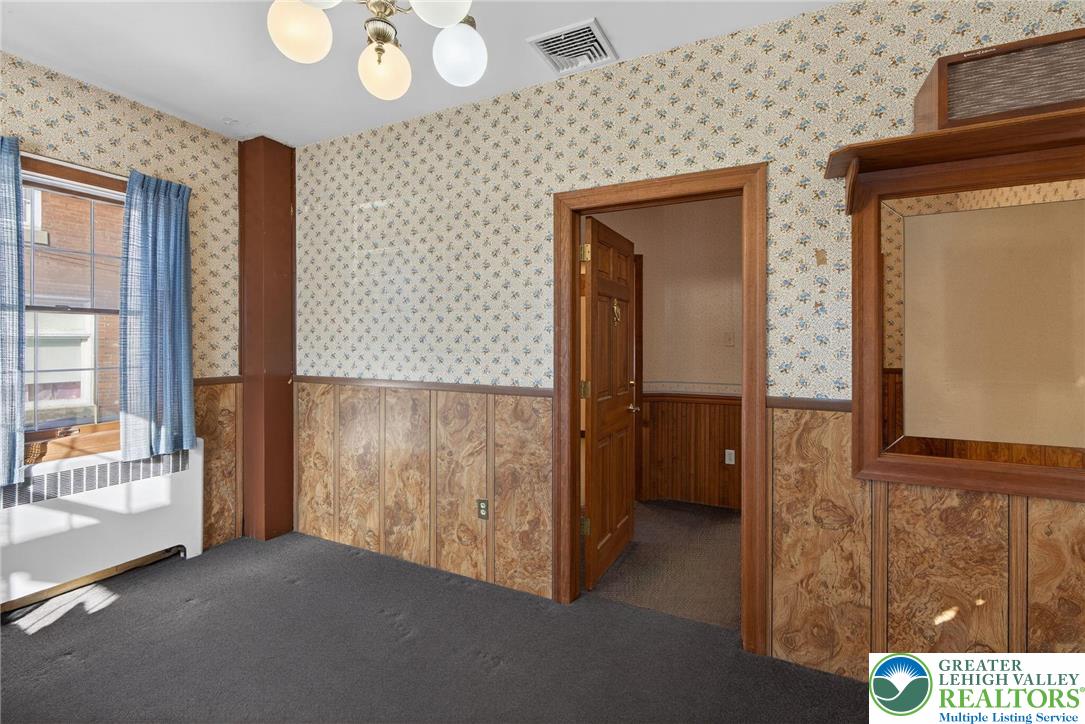 41 North 3rd Street Coplay, PA 18037 - Photo 14 of 36