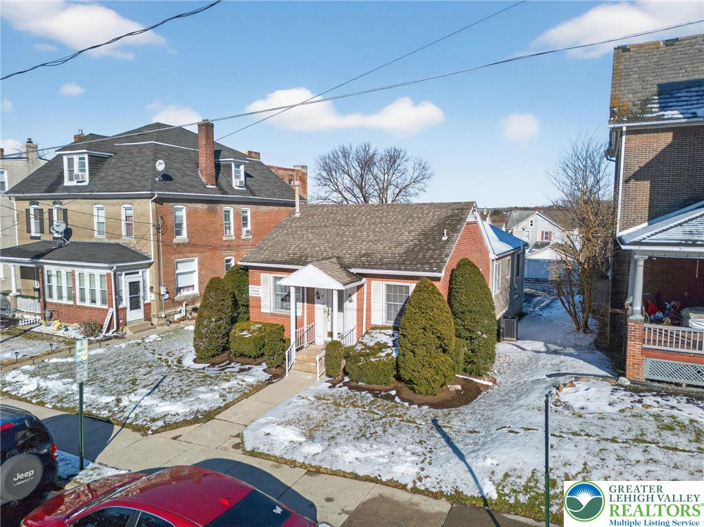 41 North 3rd Street Coplay, PA 18037 - Photo 5 of 36