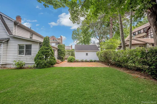 $7,200 | 10 Carman Road, Scarsdale, NY 10583
