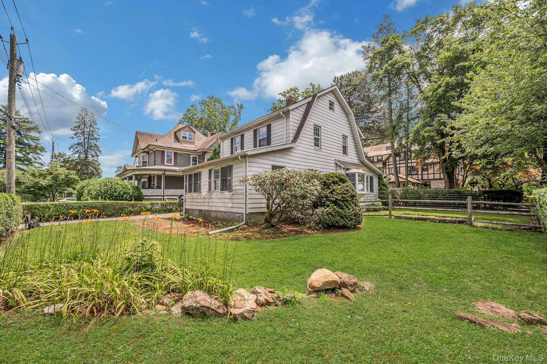 10 Carman Road Scarsdale, NY 10583 - Photo 25 of 32 Sideview