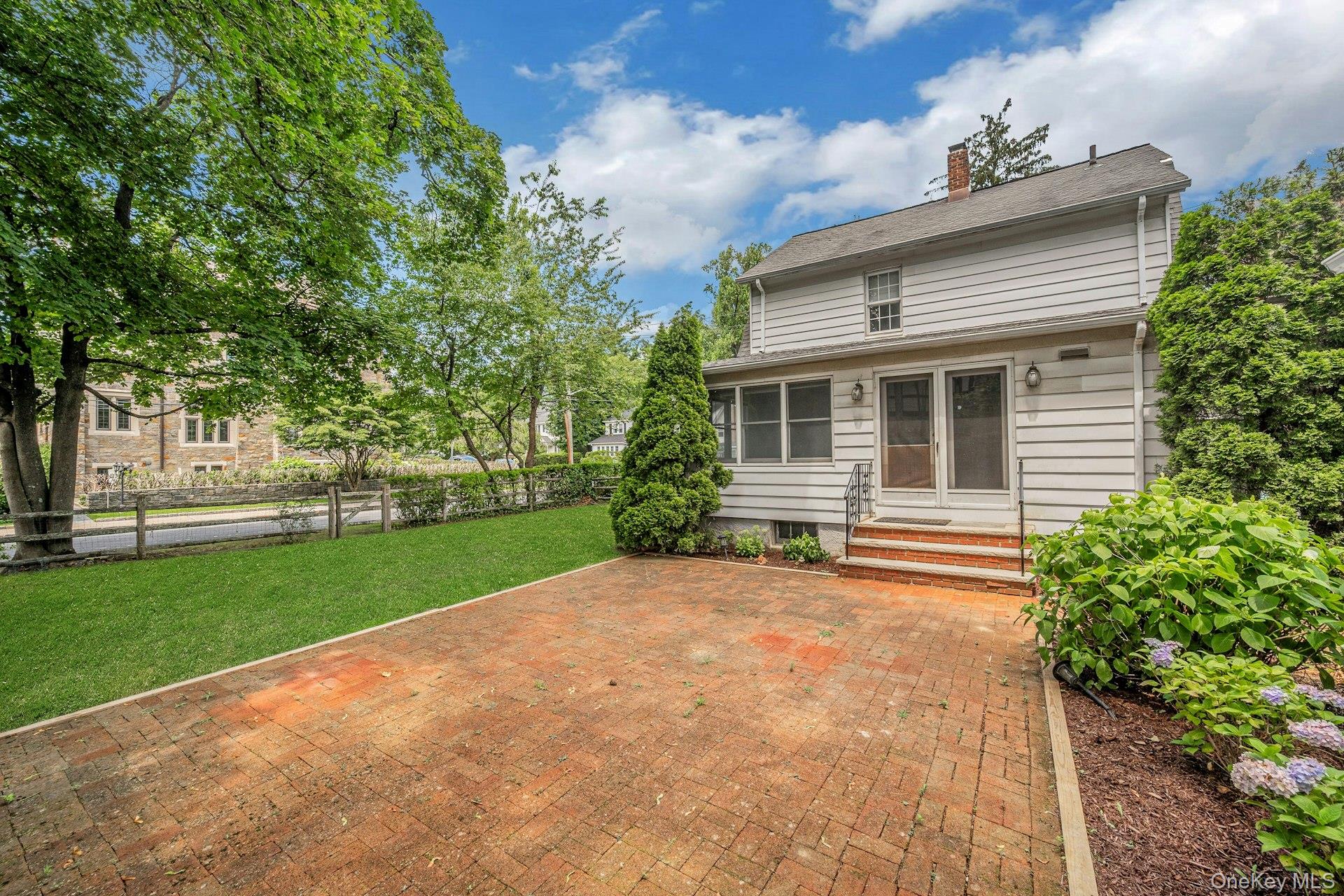 10 Carman Road Scarsdale, NY 10583 - Photo 26 of 32 Reaeview