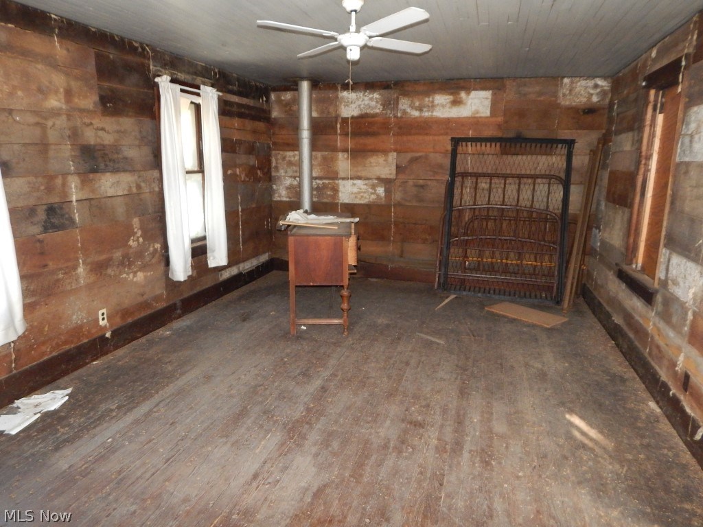 Short Run Road Petroleum, WV 26161 - Photo 13 of 15