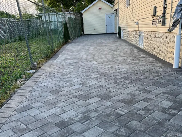 $760,000 | 155-13 113th Avenue | Jamaica