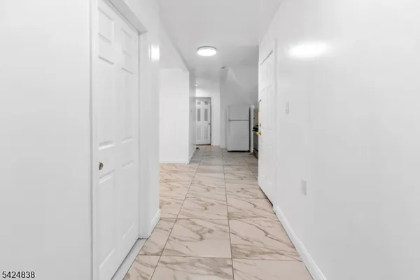 $2,500 | 25 Oak Street, Unit 2, Paterson, NJ 07501