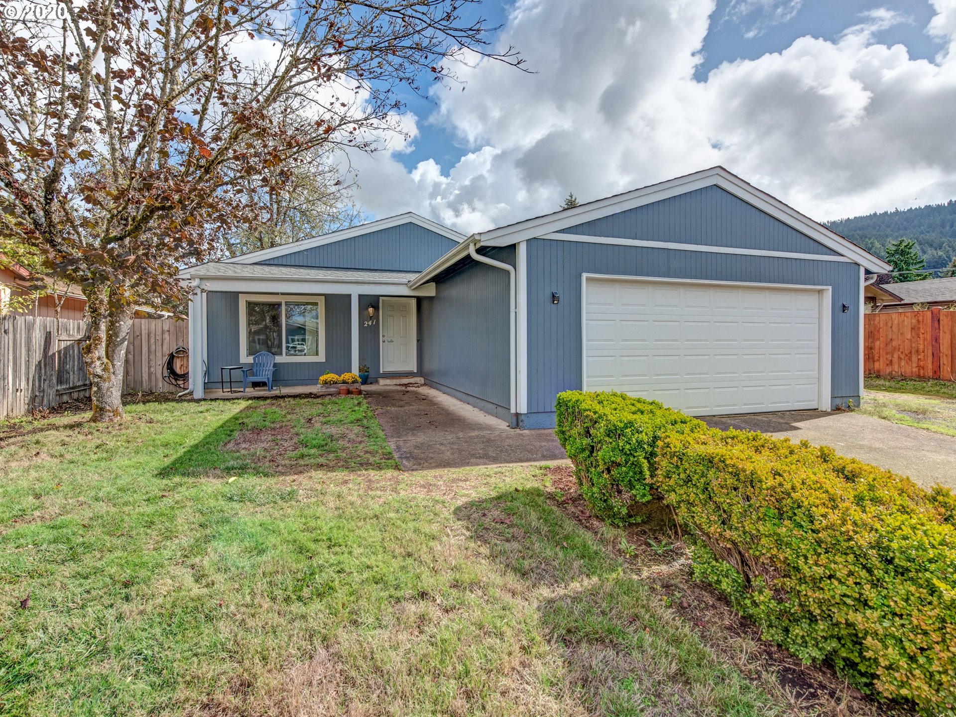 241 71st Place Springfield, OR 97478 - Photo 1 of 30