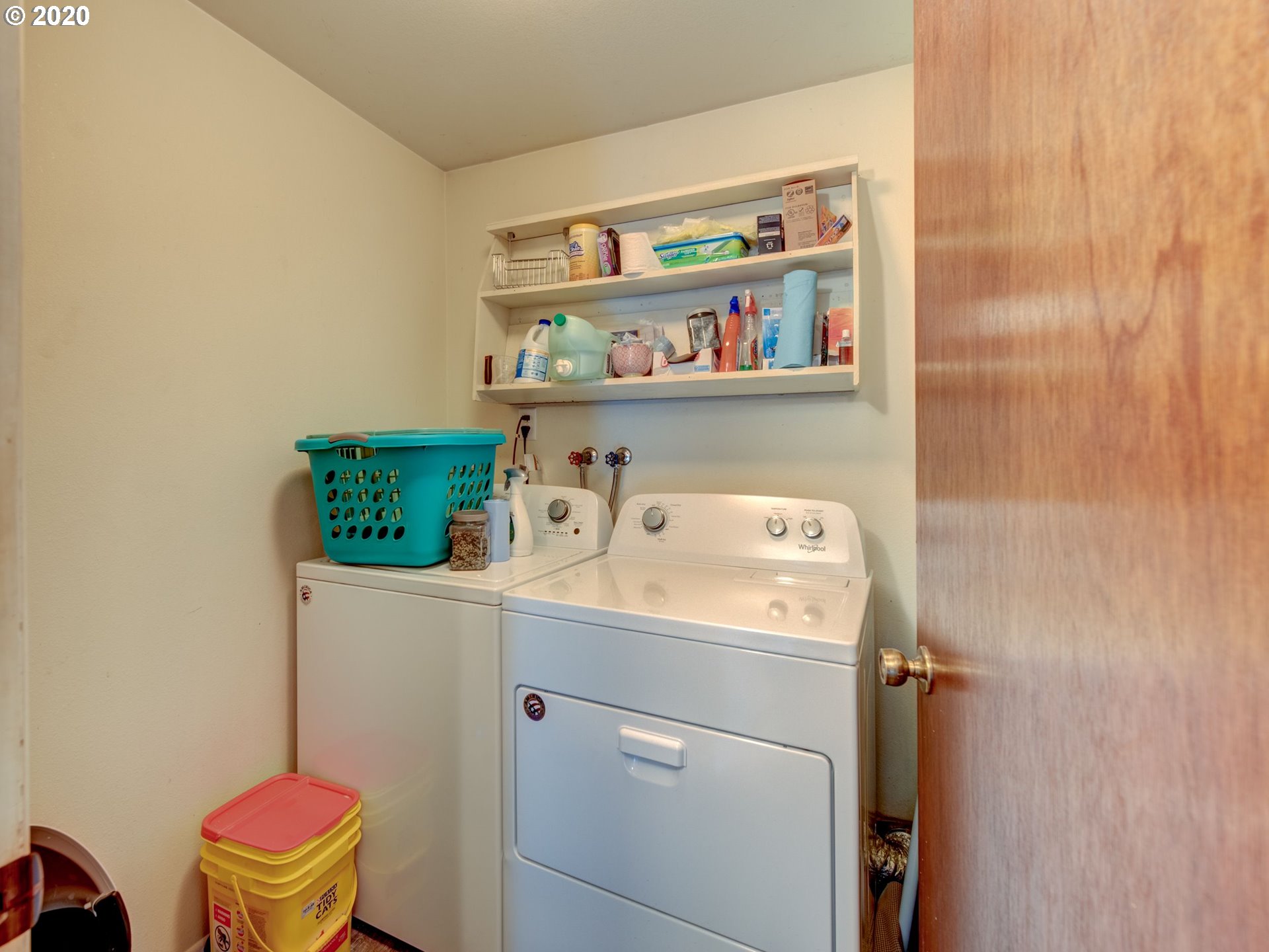 241 71st Place Springfield, OR 97478 - Photo 27 of 30