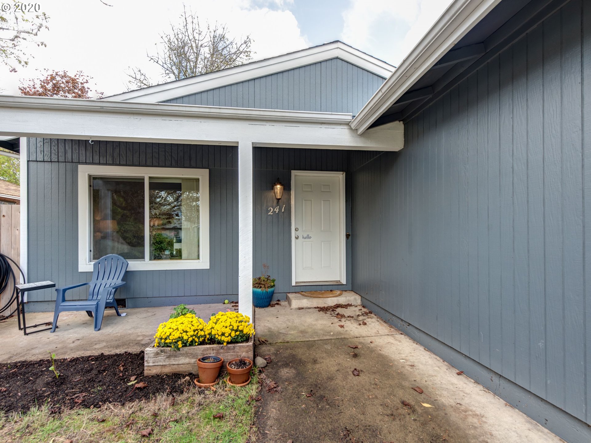 241 71st Place Springfield, OR 97478 - Photo 7 of 30