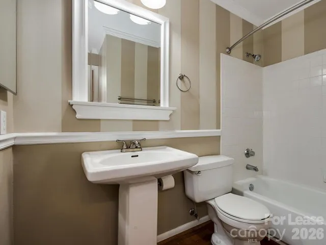 $2,000 | 424 Mather Green Avenue, Unit L, Charlotte, NC 28203