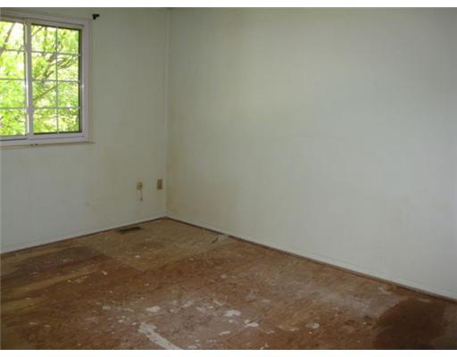 657 Deer Watch Road Bridgeville, PA 15017 - Photo 10 of 18 Master Bedroom.