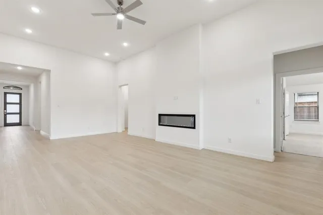 $444,990 | 424 Blackwater Trail, Waxahachie, TX 75165