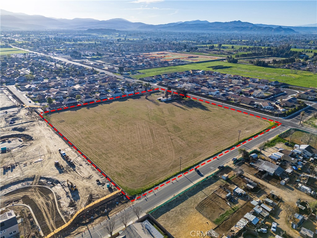 1817 West 7th Street San Jacinto, CA 92582 - Photo 1 of 8