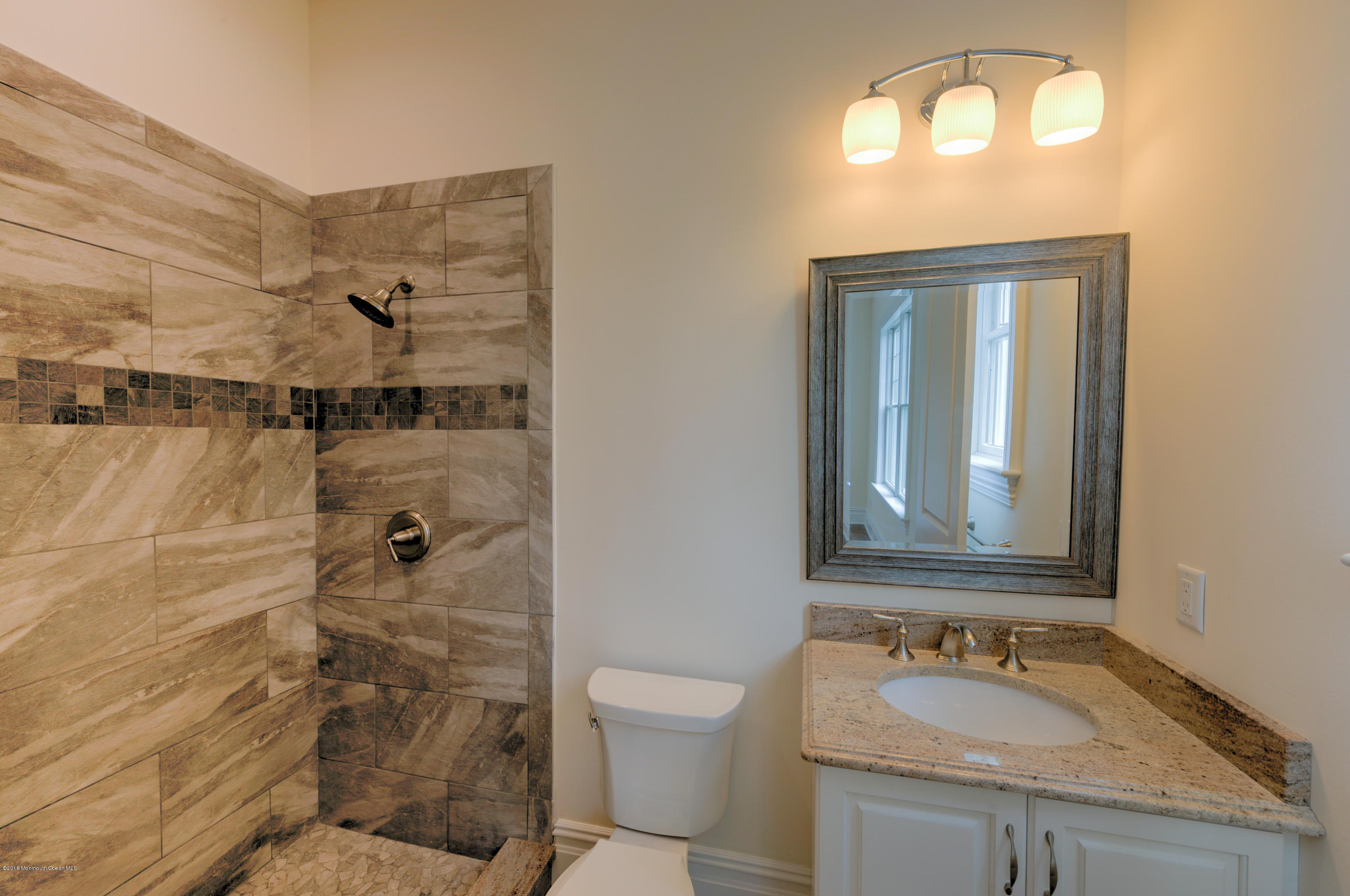 195 Everett Road Lincroft, NJ 07738 - Photo 24 of 26 195 Everett Rd Holmdel NJ-print-032-33-F