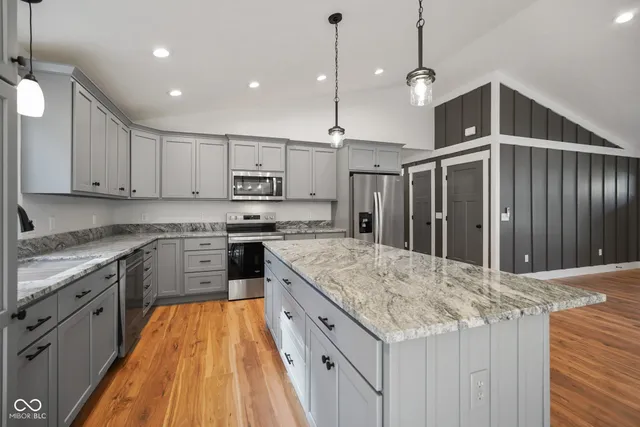 $575,000 | 175 Pine Valley Court, Nashville, IN 47448