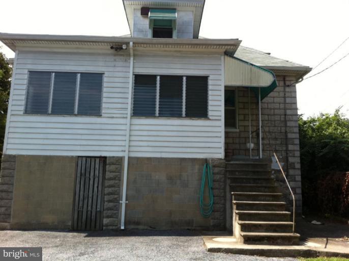 723 Old North Point Road Baltimore, MD 21224 - Photo 5 of 10 Exterior (Rear)