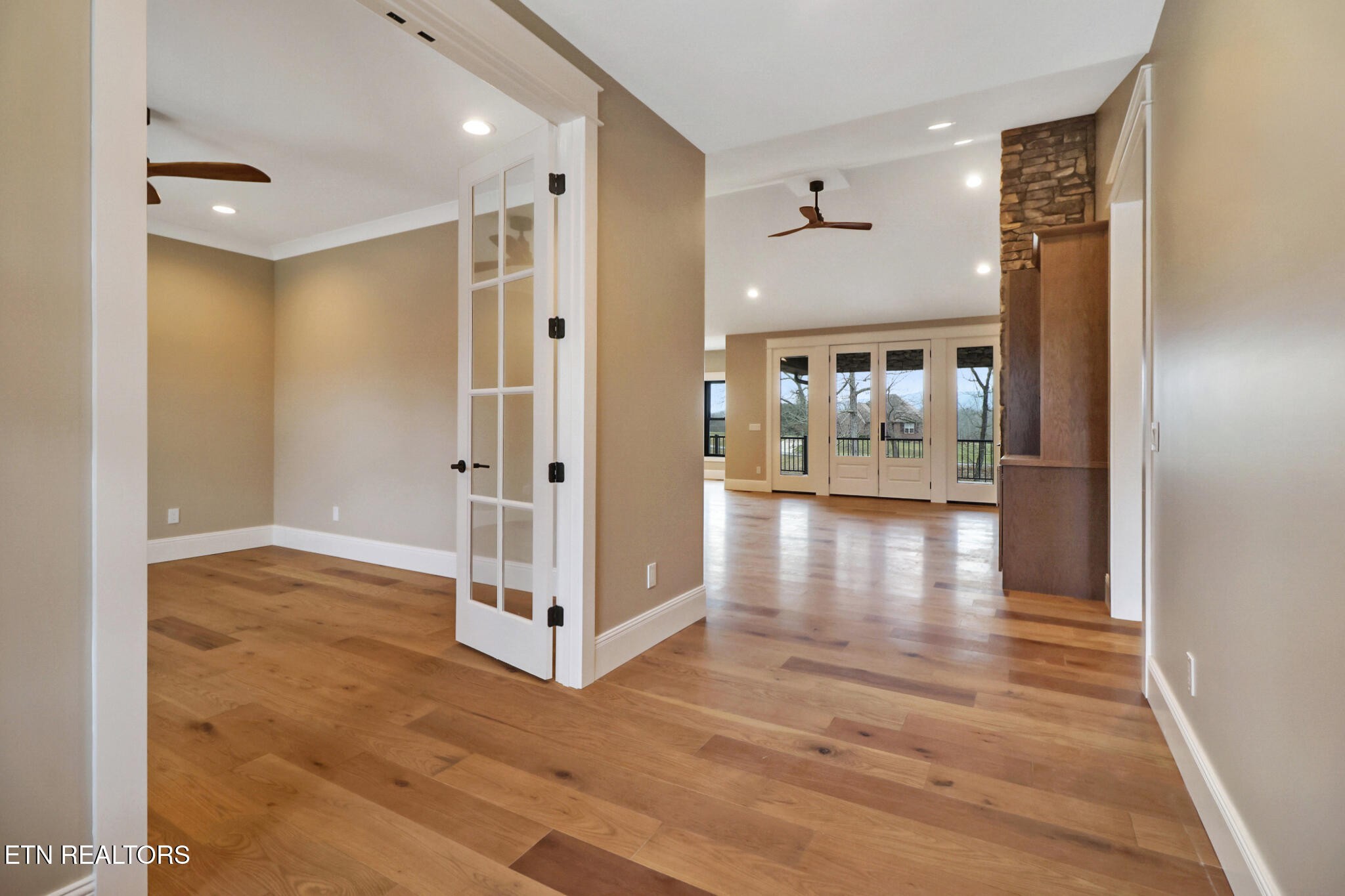 5843 Dunbar Road Crossville, TN 38572 - Photo 10 of 56 Gallery Image 10