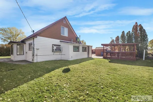 $430,000 | 590 Park Avenue, Arco, ID 83213