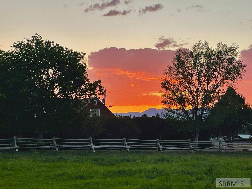 590 Park Road Arco, ID 83213 - Photo 40 of 55