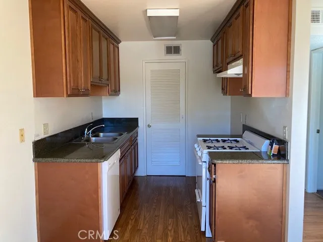 $2,550 | 8142 Artesia Boulevard, Unit 6, Buena Park, CA 90621