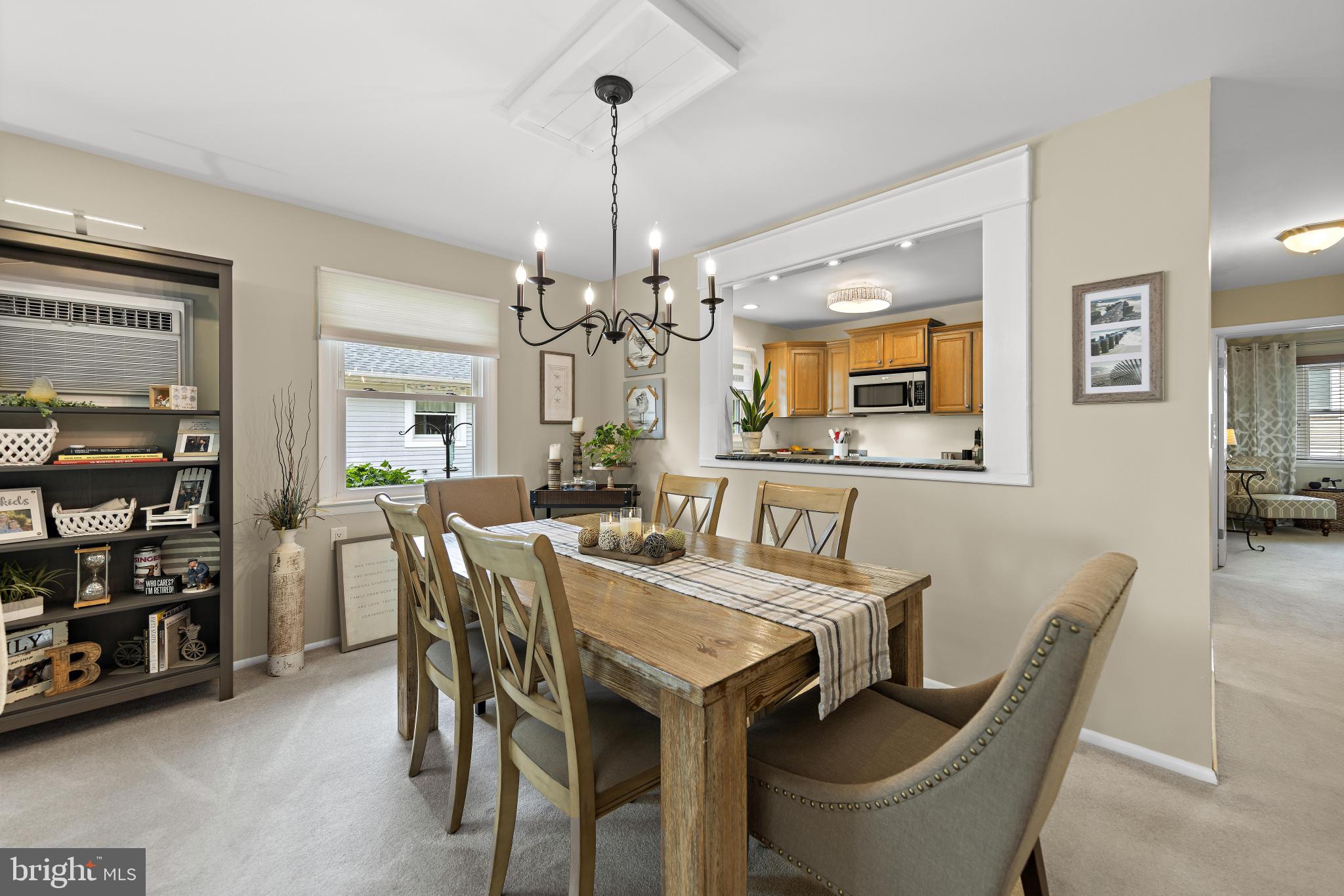12 A Walnut Road Manahawkin, NJ 08050 - Photo 8 of 25 Dining area