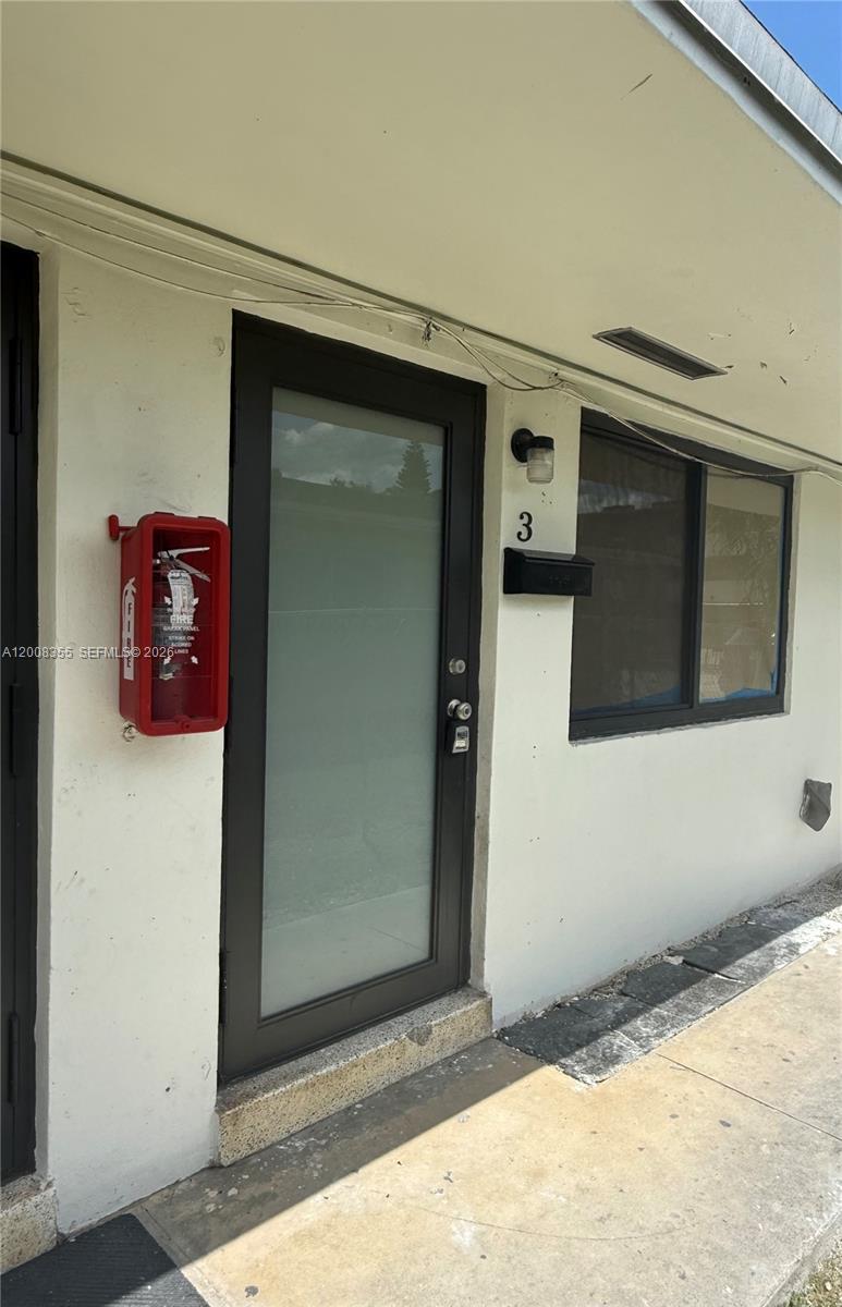 100 Southwest 6th Street, Unit 3 Homestead, FL 33030 - Photo 2 of 6