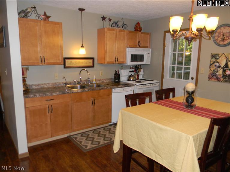 2328 Slater Road Salem, OH 44460 - Photo 11 of 14 Kitchen