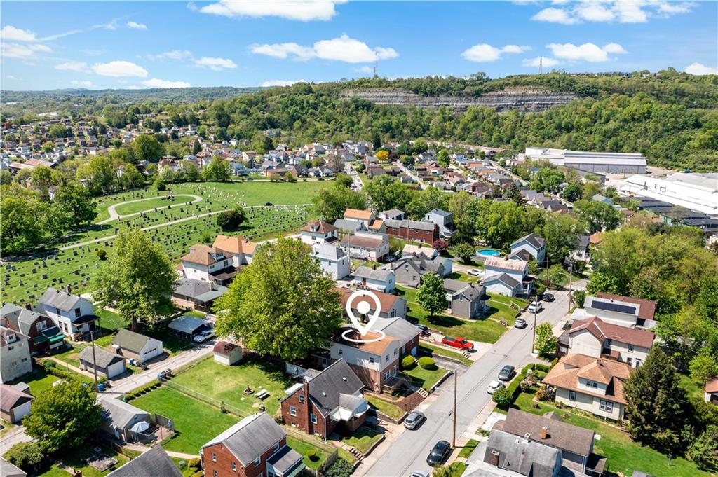 357 Gregg Street Carnegie, PA 15106 - Photo 31 of 34 an aerial view of residential houses with outdoor space and trees