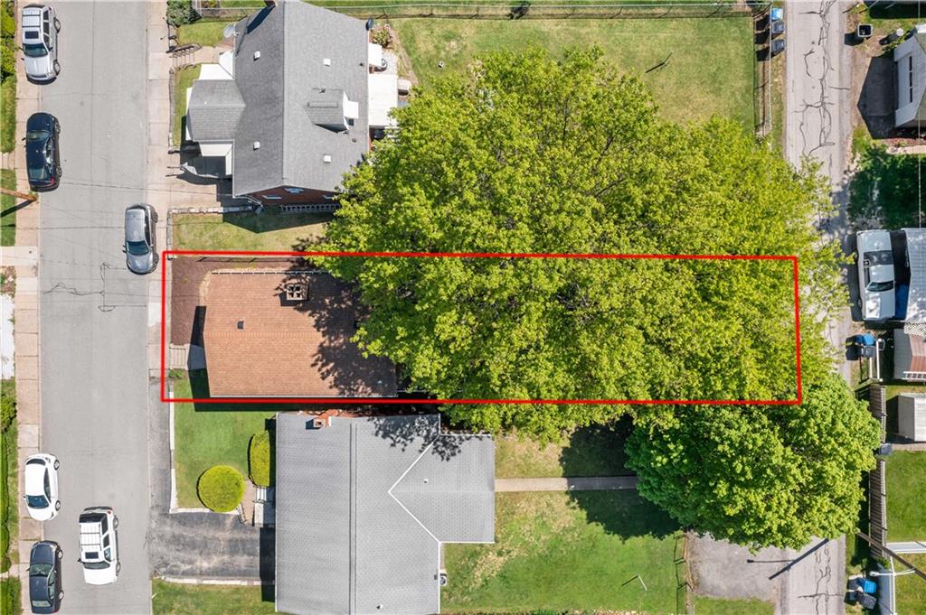 357 Gregg Street Carnegie, PA 15106 - Photo 34 of 34 an aerial view of residential houses with outdoor space