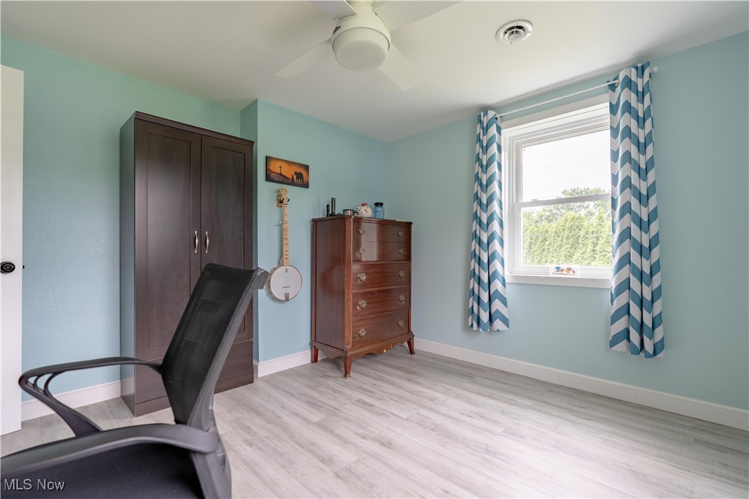 3289 Mayfair Road Akron, OH 44312 - Photo 23 of 36