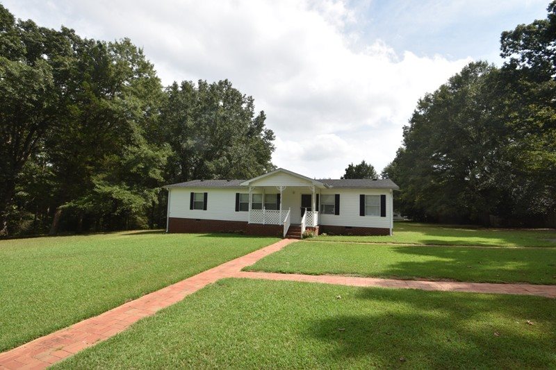 1218 Carman Road Spartanburg, SC 29303 - Photo 1 of 15 Gallery Image 1