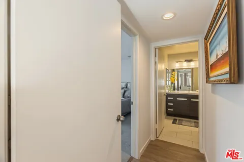 $1,025,000 | 1535 South Bentley Avenue, Unit 301, Los Angeles, CA 90025